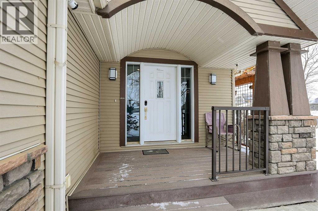 1 Ralston Place, Sylvan Lake, Alberta  T4S 0C1 - Photo 2 - A2290812