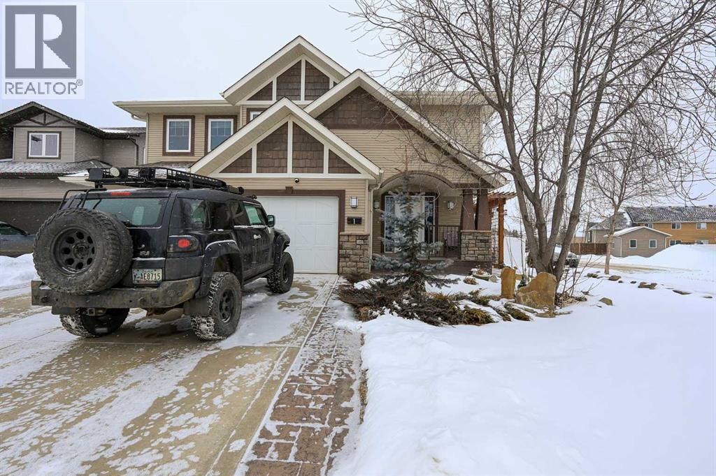 1 Ralston Place, Sylvan Lake, Alberta  T4S 0C1 - Photo 1 - A2290812