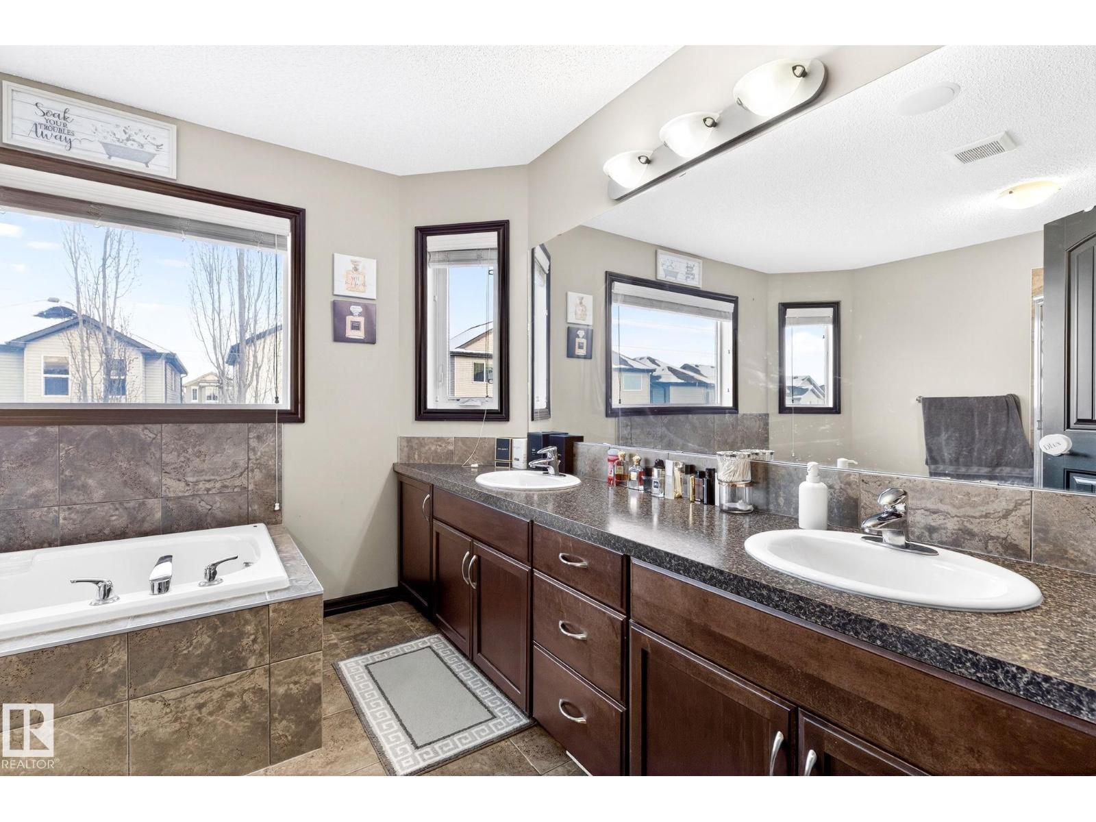 1121 59a St Sw, Edmonton, Alberta  T6X 0T2 - Photo 47 - E4479631