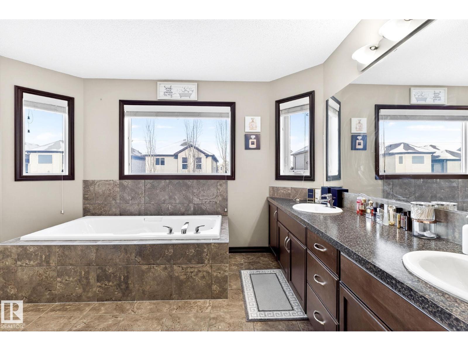 1121 59a St Sw, Edmonton, Alberta  T6X 0T2 - Photo 44 - E4479631