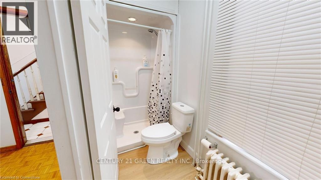 36 Mitchell Avenue, Toronto, Ontario  M6J 1B9 - Photo 7 - C12931604