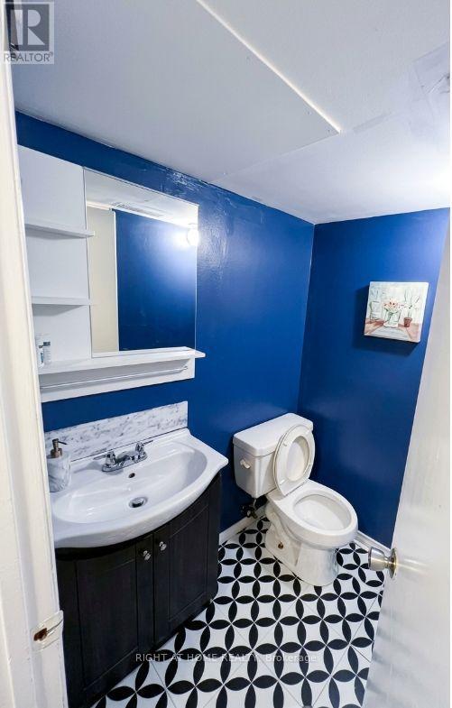 14 Canterbury Drive, St. Catharines, Ontario  L2P 3M7 - Photo 15 - X12931392