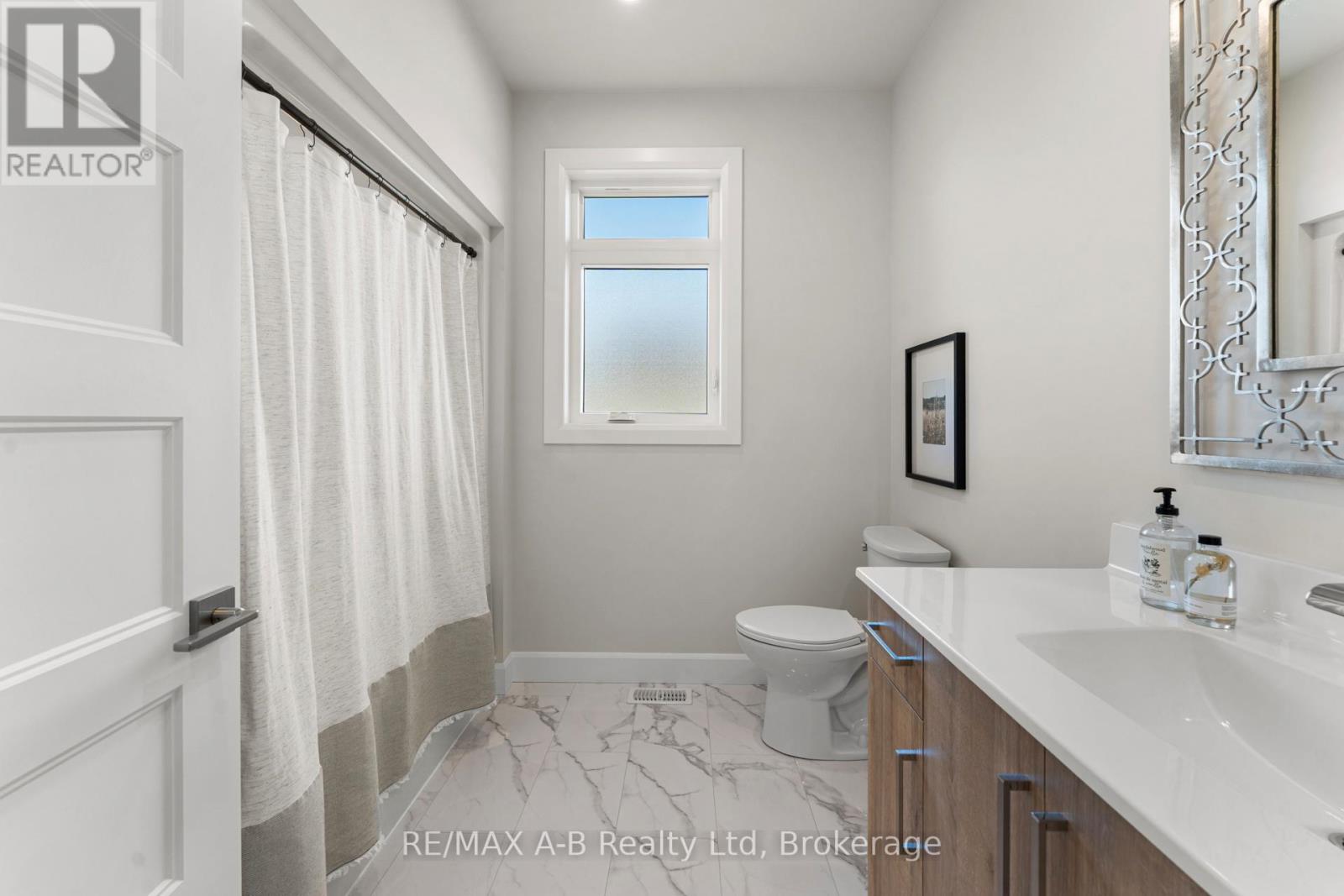 21 Nelson Street, West Perth, Ontario N0K 1N0 - Photo 18 - X12419298