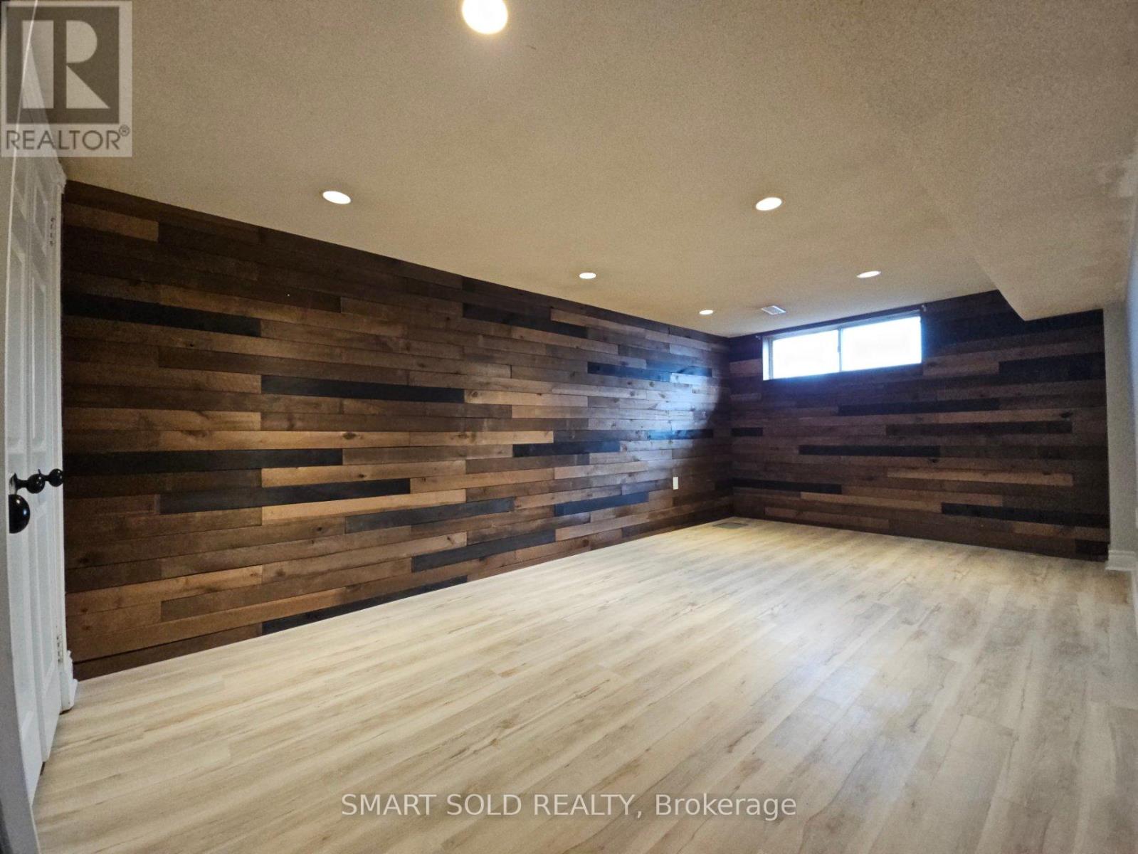 #lower Level - 2417 Whaley Drive, Mississauga, Ontario  L5B 2B3 - Photo 8 - W12932752