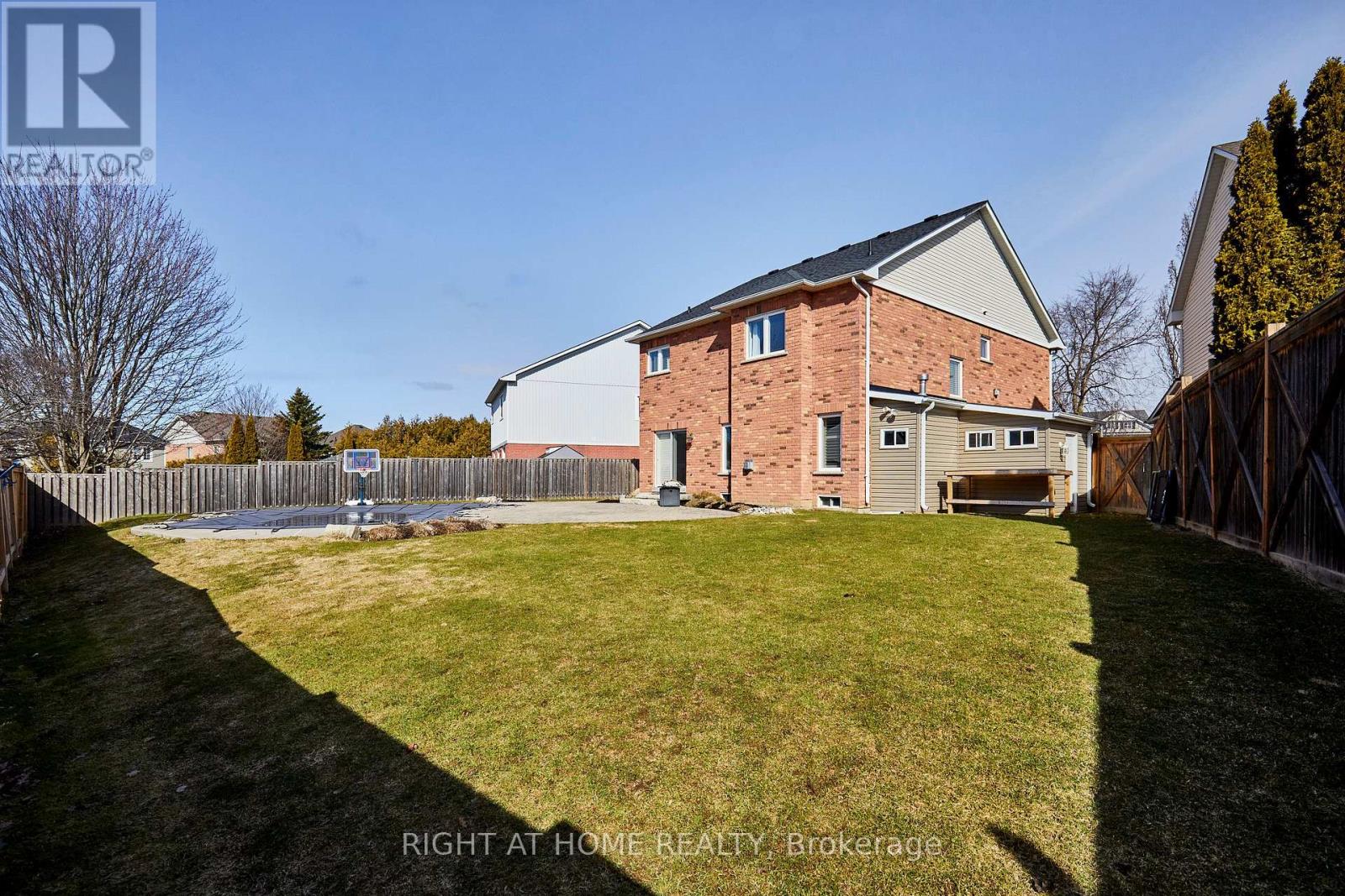 1225 Leacock Court, Oshawa, Ontario  L1K 2R3 - Photo 46 - E12927148