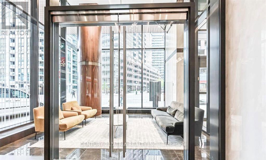 1802 - 19 Bathurst Street, Toronto, Ontario  M5V 0N2 - Photo 9 - C12933030