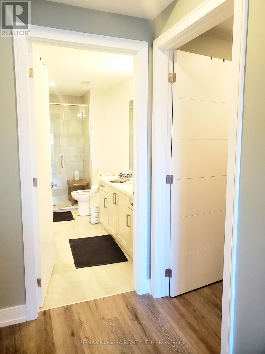 505 - 300b Fourth Avenue, St. Catharines, Ontario  L2S 0E6 - Photo 16 - X12933018