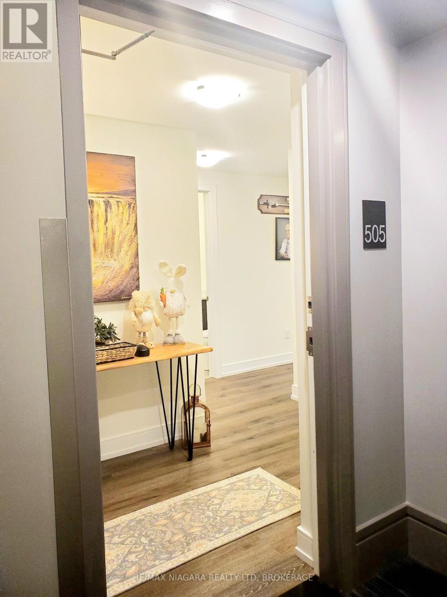 505 - 300b Fourth Avenue, St. Catharines, Ontario  L2S 0E6 - Photo 5 - X12933018
