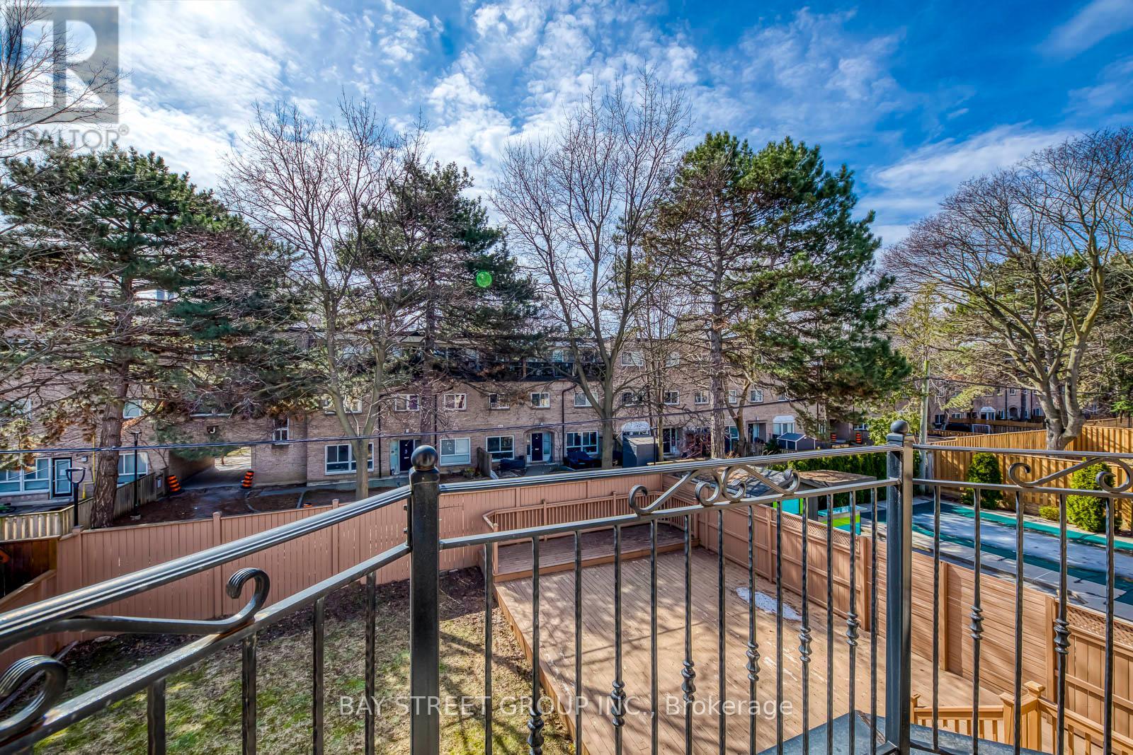 39 Foxwarren Drive, Toronto, Ontario  M2K 1L1 - Photo 18 - C12931608