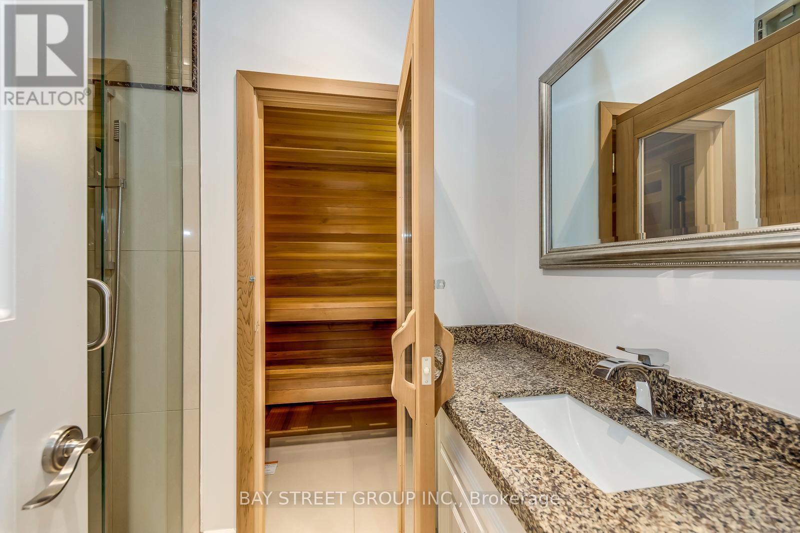 39 Foxwarren Drive, Toronto, Ontario  M2K 1L1 - Photo 37 - C12931608