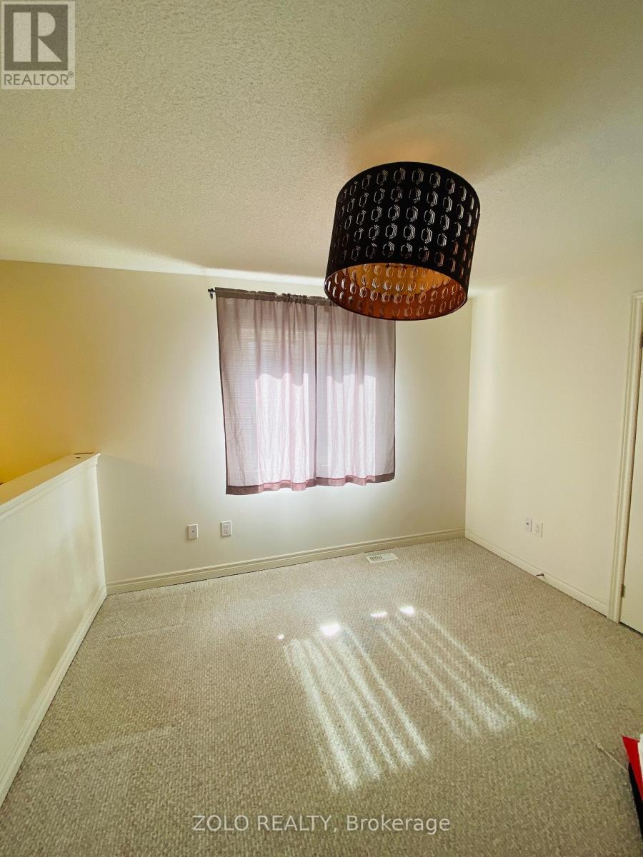 17 Kempsford Crescent W, Brampton (Northwest Brampton), Ontario  L7A 4M5 - Photo 11 - W12912628