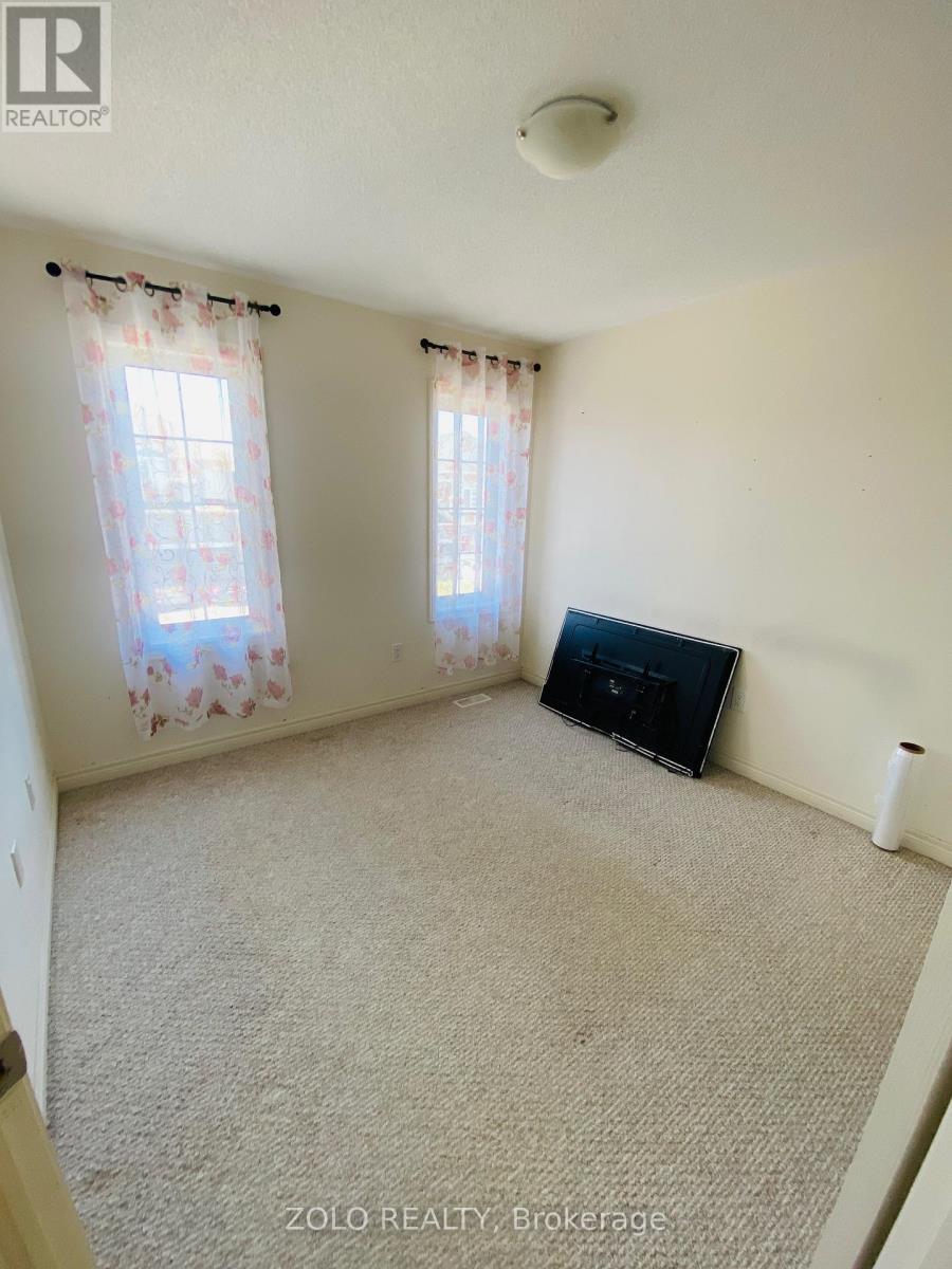 17 Kempsford Crescent W, Brampton (Northwest Brampton), Ontario  L7A 4M5 - Photo 13 - W12912628