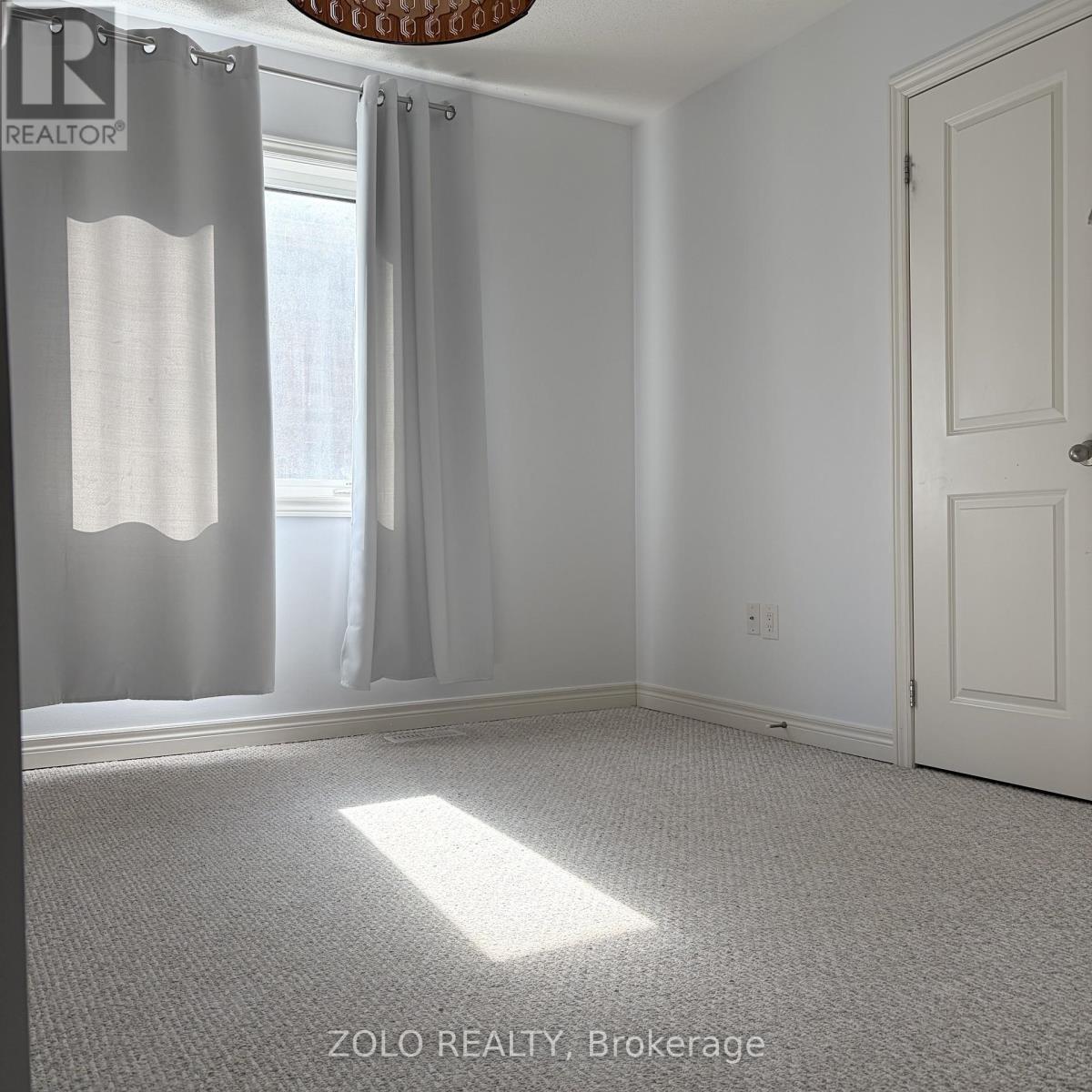 17 Kempsford Crescent, Brampton (Northwest Brampton), Ontario  L7A 4M5 - Photo 12 - W12930710