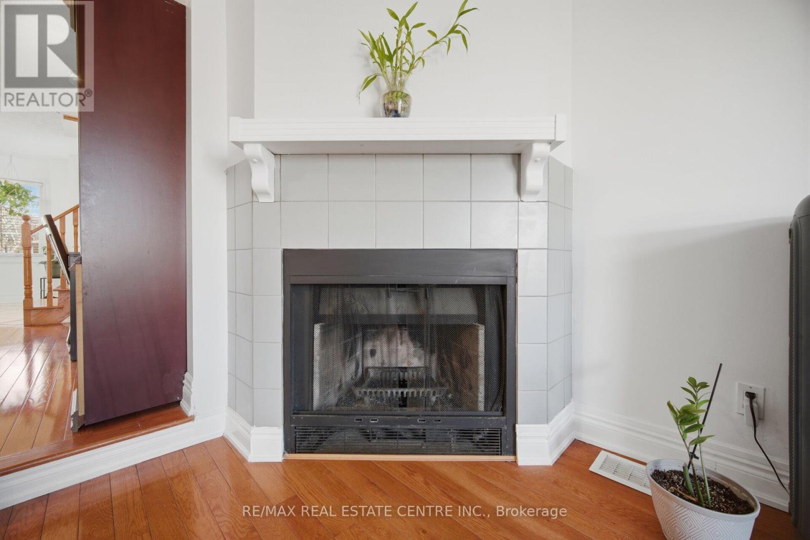 23 Acadian Heights W, Brampton (Fletcher's Creek South), Ontario  L6Y 4H5 - Photo 15 - W12933004