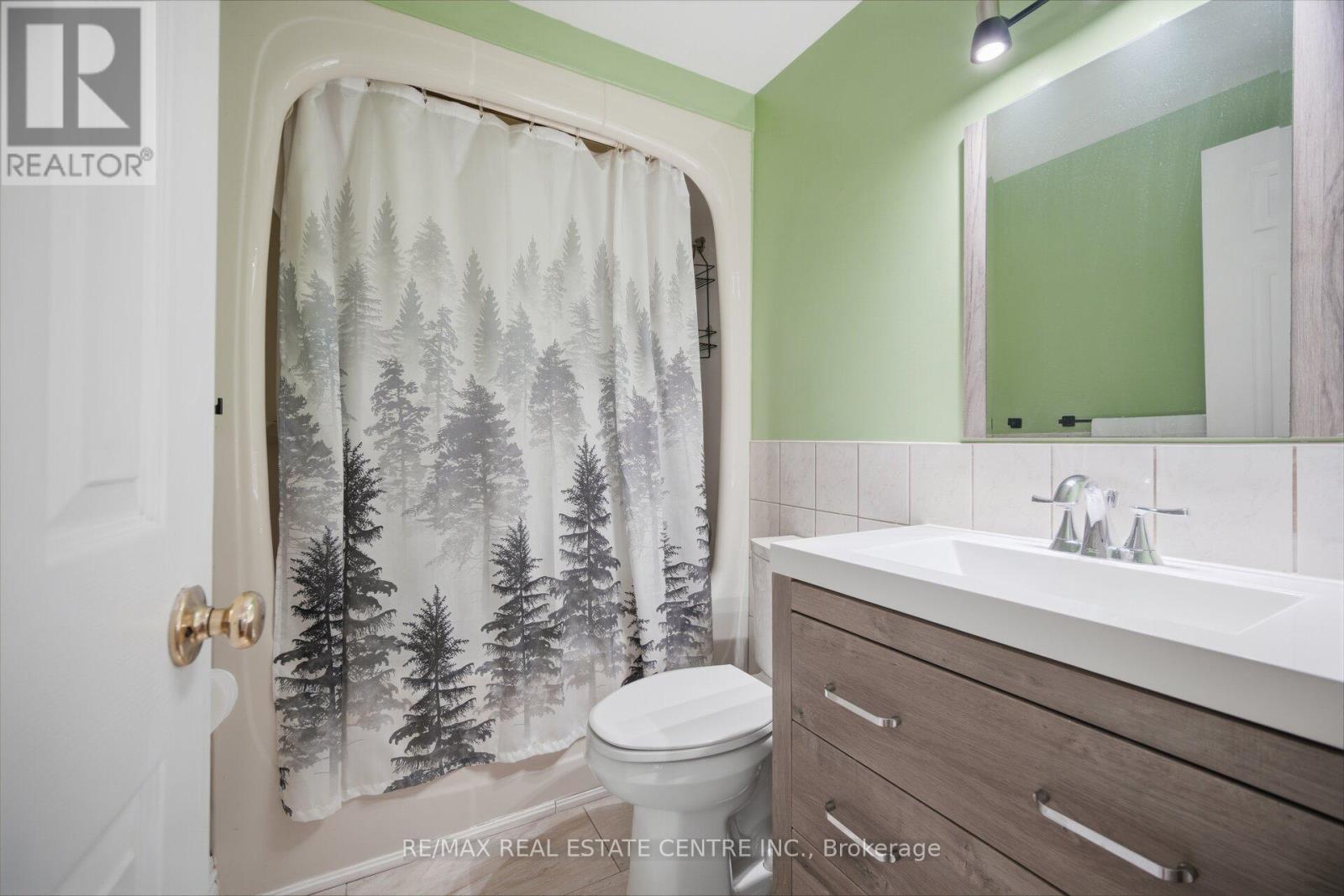 23 Acadian Heights W, Brampton (Fletcher's Creek South), Ontario  L6Y 4H5 - Photo 37 - W12933004