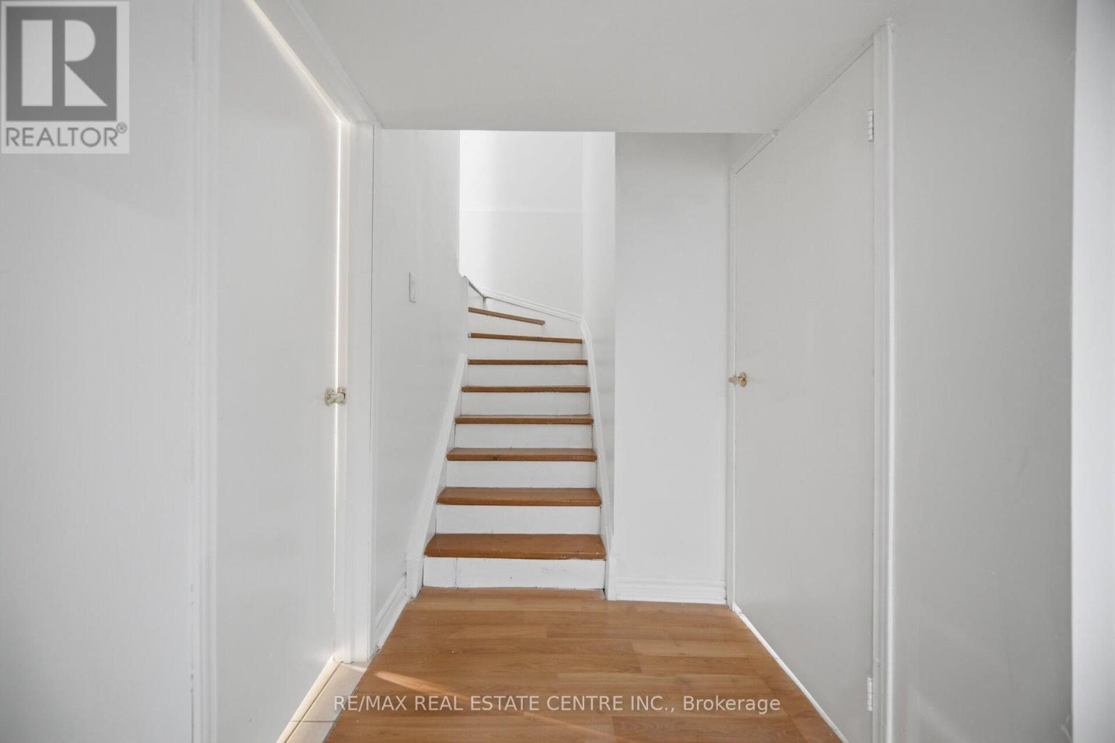 23 Acadian Heights W, Brampton (Fletcher's Creek South), Ontario  L6Y 4H5 - Photo 38 - W12933004