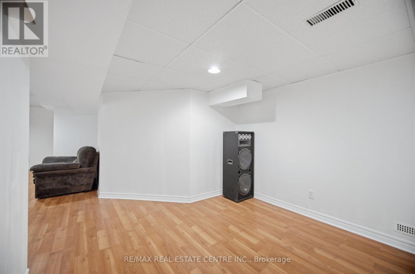 23 Acadian Heights W, Brampton (Fletcher's Creek South), Ontario  L6Y 4H5 - Photo 43 - W12933004