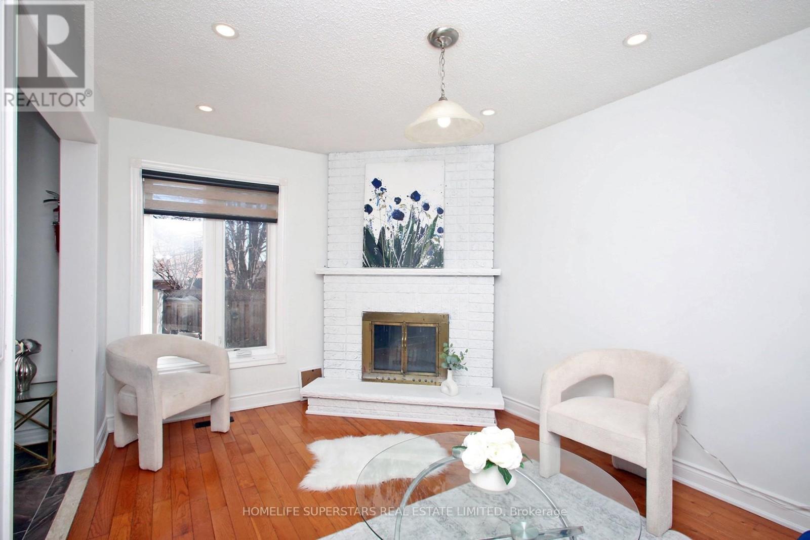 125 Bighorn Crescent, Brampton (Sandringham-Wellington), Ontario  L6R 1G2 - Photo 18 - W12933012