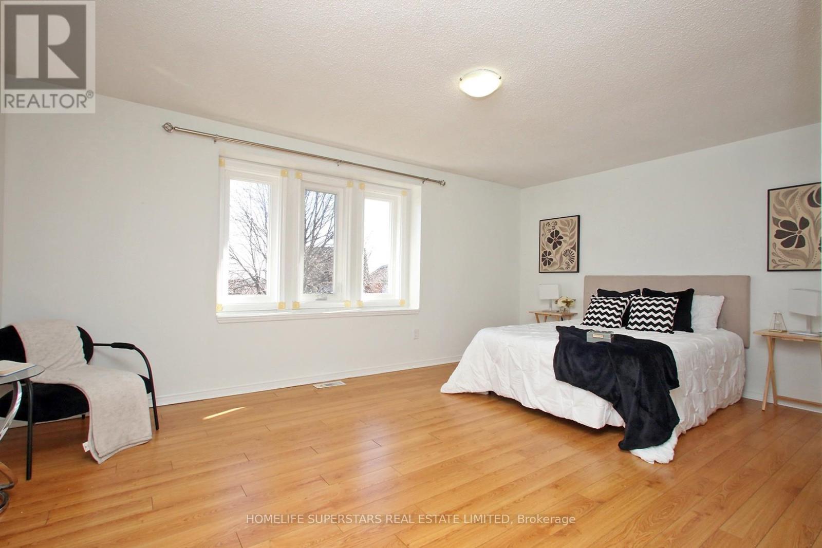 125 Bighorn Crescent, Brampton (Sandringham-Wellington), Ontario  L6R 1G2 - Photo 21 - W12933012