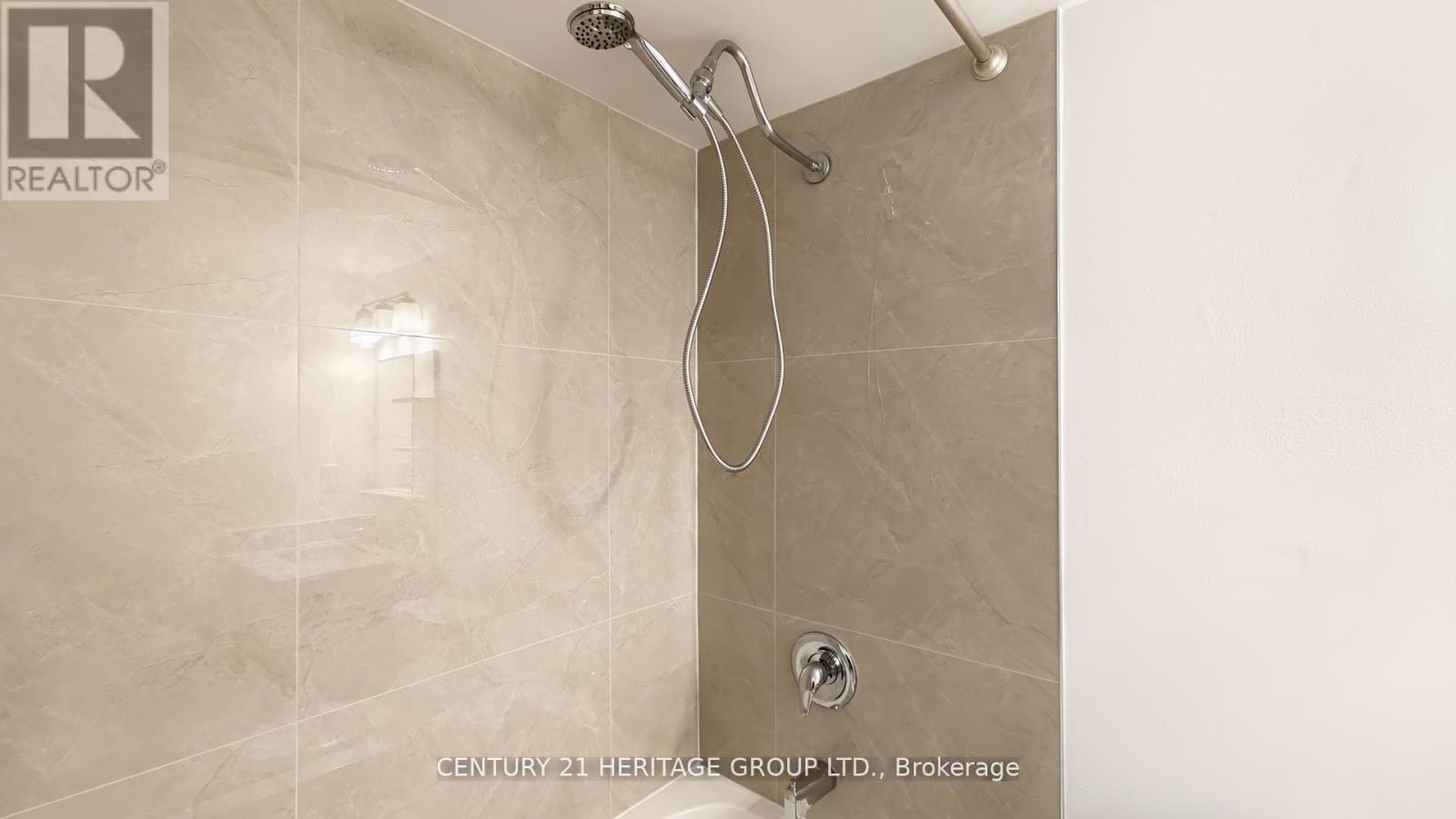 810 - 145 Hillcrest Avenue, Mississauga (Cooksville), Ontario  L5B 3Z1 - Photo 28 - W12933034