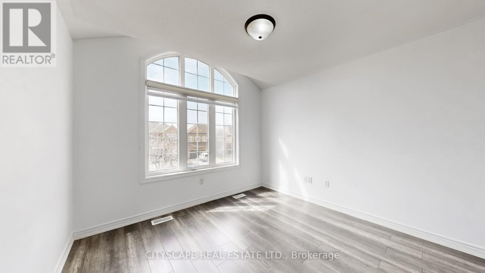 7 Yellow Avens Boulevard, Brampton (Sandringham-Wellington), Ontario  L6R 0K5 - Photo 26 - W12933042