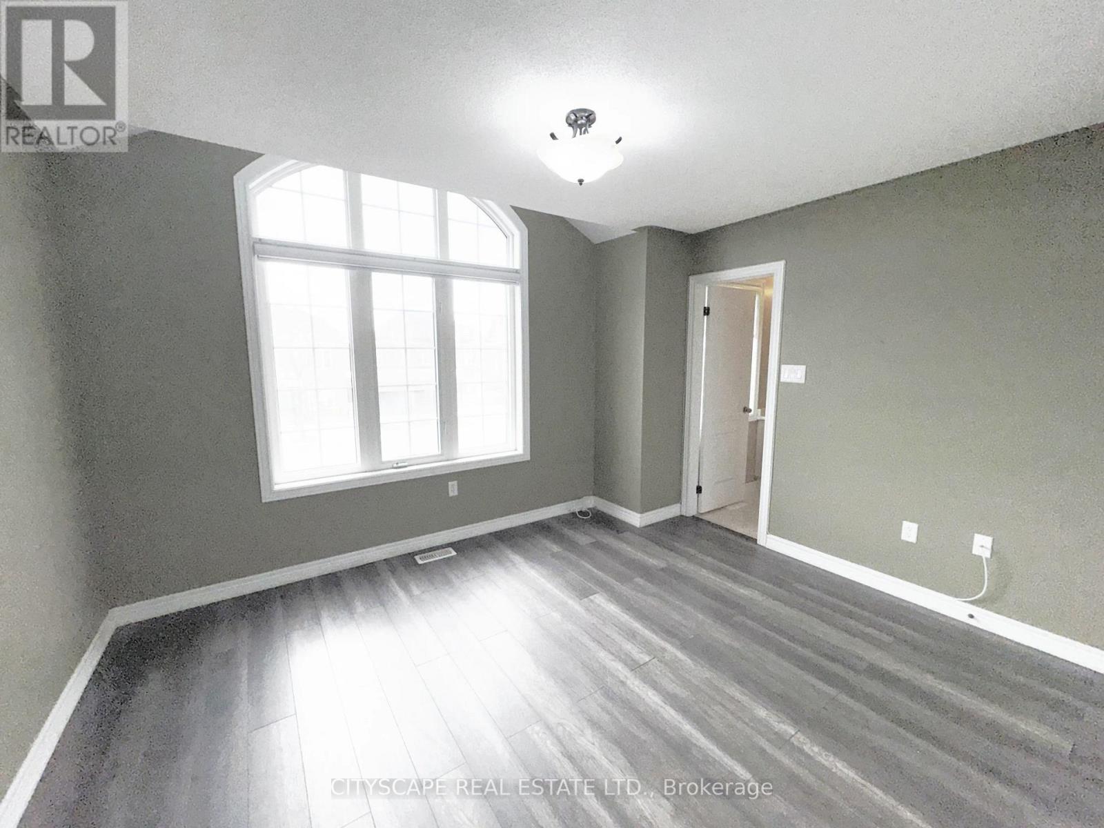 7 Yellow Avens Boulevard, Brampton (Sandringham-Wellington), Ontario  L6R 0K5 - Photo 28 - W12933042