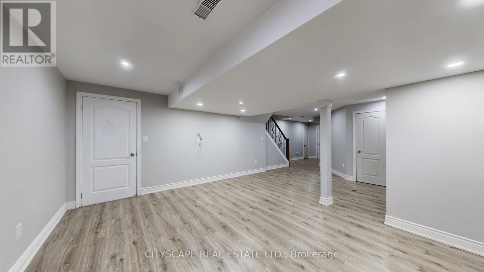 7 Yellow Avens Boulevard, Brampton (Sandringham-Wellington), Ontario  L6R 0K5 - Photo 35 - W12933042