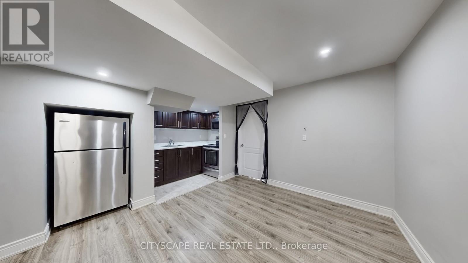 7 Yellow Avens Boulevard, Brampton (Sandringham-Wellington), Ontario  L6R 0K5 - Photo 40 - W12933042