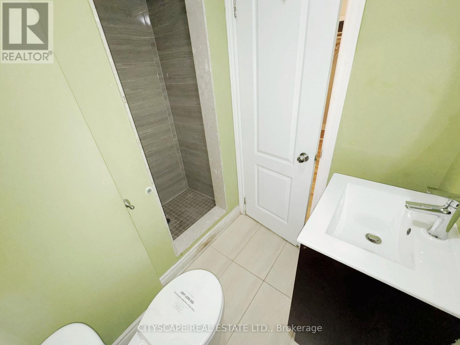 7 Yellow Avens Boulevard, Brampton (Sandringham-Wellington), Ontario  L6R 0K5 - Photo 45 - W12933042