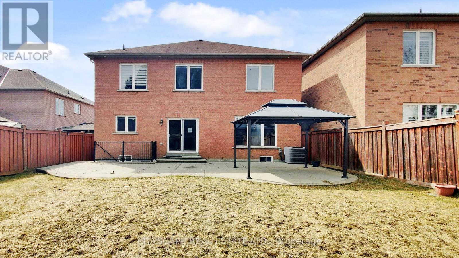 7 Yellow Avens Boulevard, Brampton (Sandringham-Wellington), Ontario  L6R 0K5 - Photo 46 - W12933042