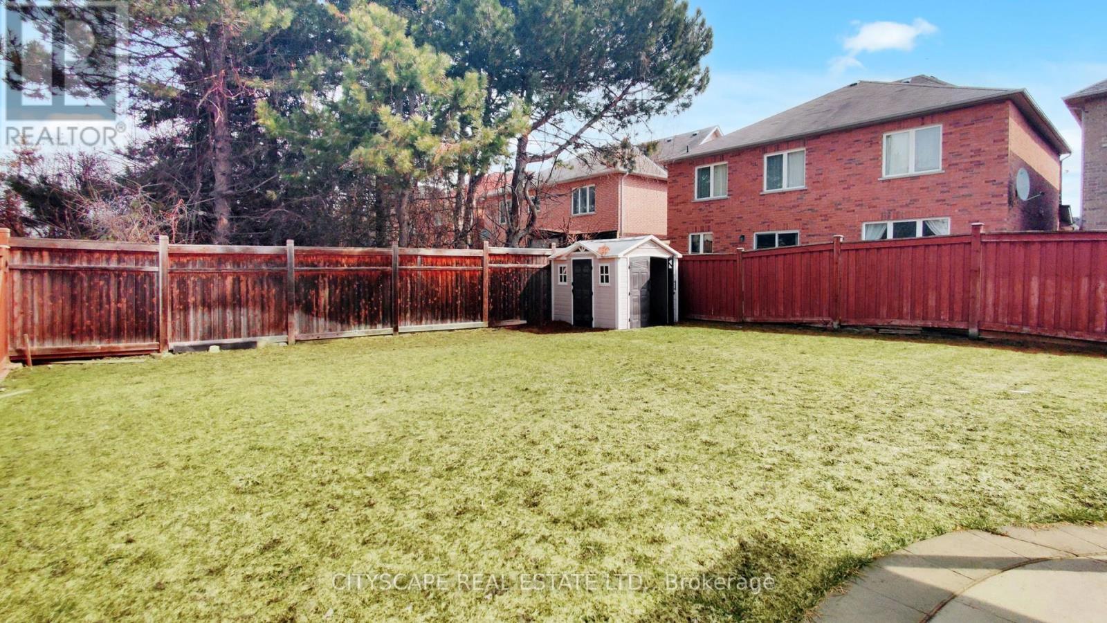 7 Yellow Avens Boulevard, Brampton (Sandringham-Wellington), Ontario  L6R 0K5 - Photo 49 - W12933042