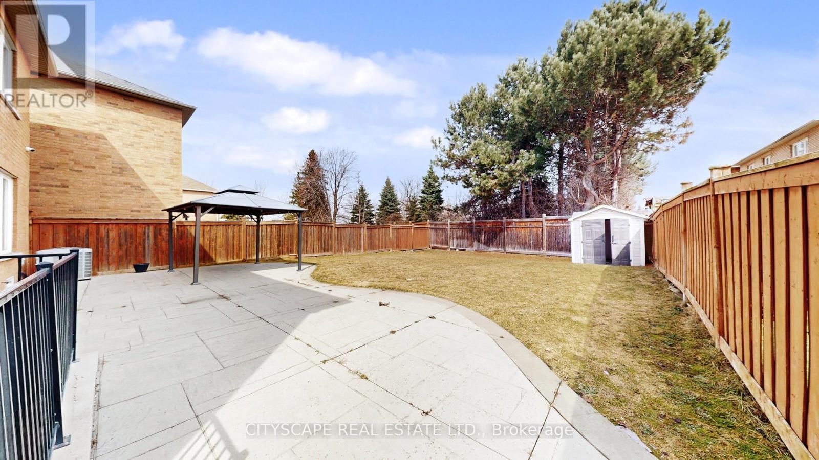 7 Yellow Avens Boulevard, Brampton (Sandringham-Wellington), Ontario  L6R 0K5 - Photo 50 - W12933042