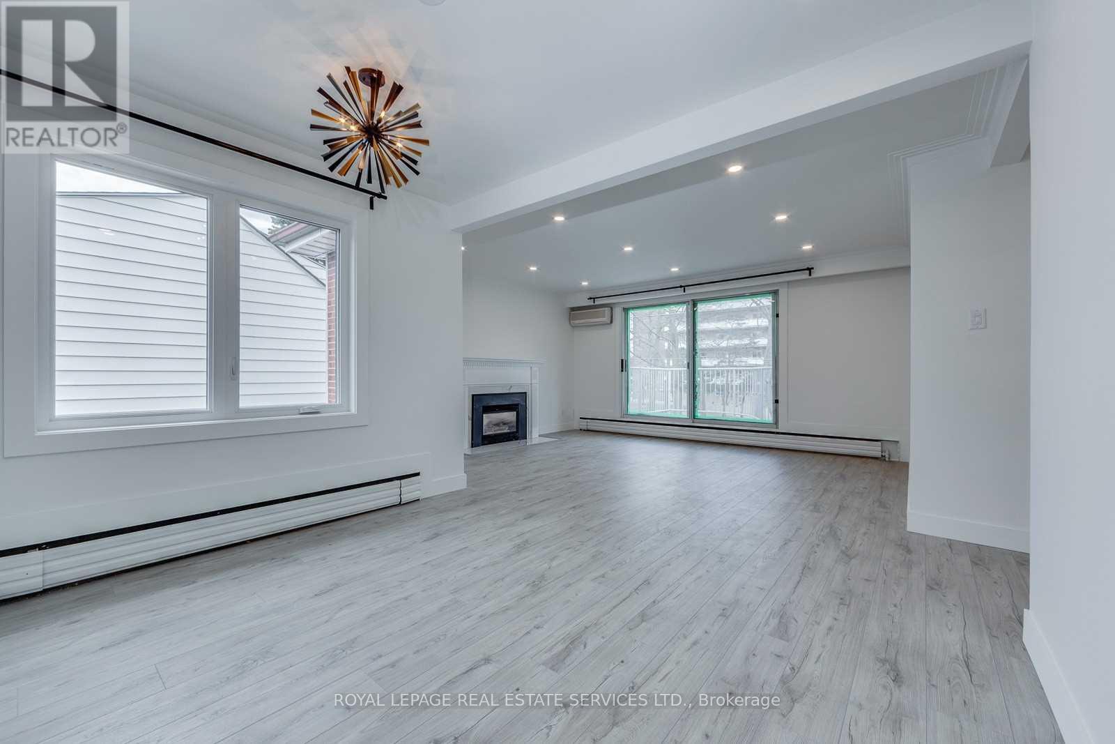 2nd Flr - 18 Long Branch Avenue, Toronto (Long Branch), Ontario  M8W 3H6 - Photo 10 - W12933046