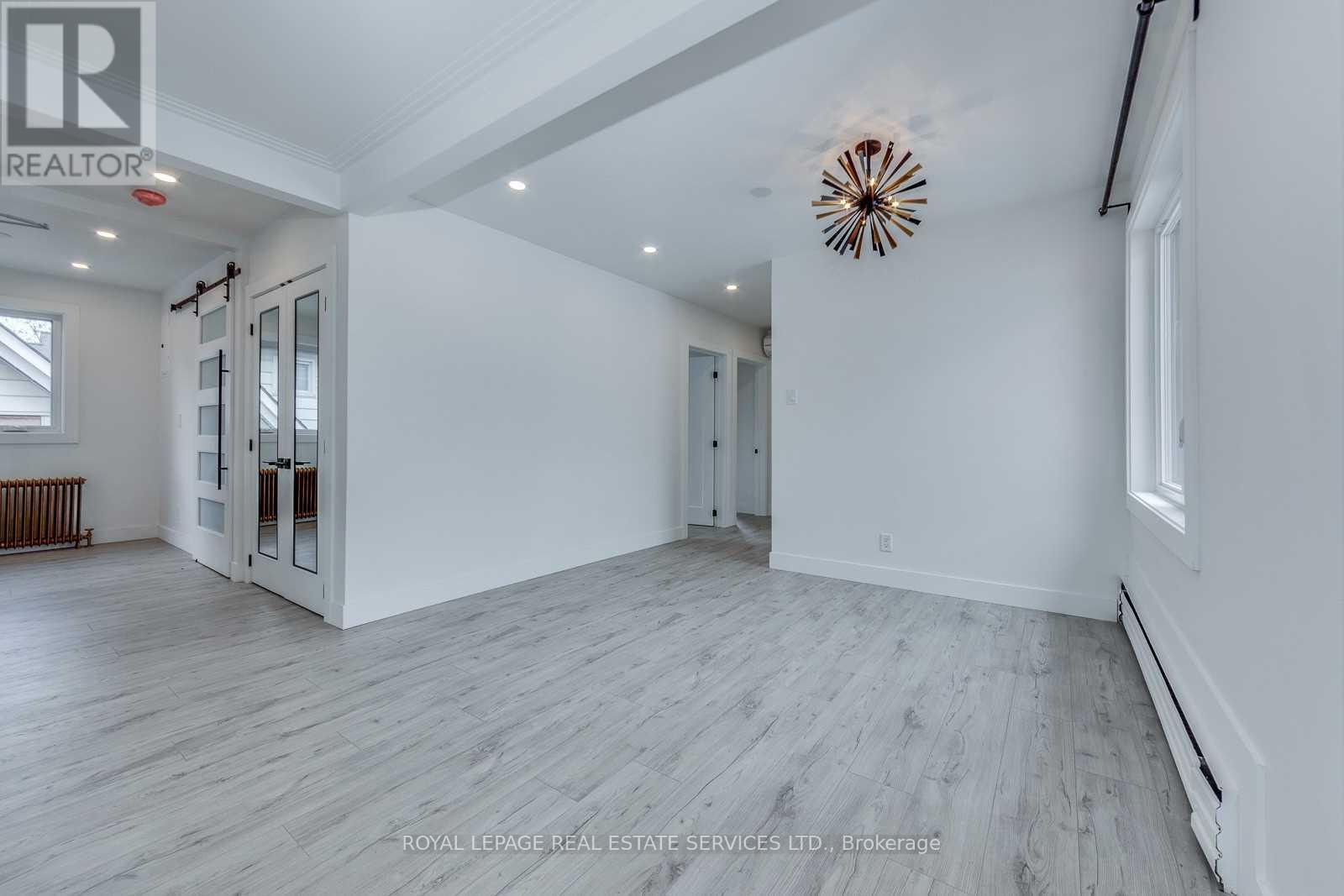 2nd Flr - 18 Long Branch Avenue, Toronto (Long Branch), Ontario  M8W 3H6 - Photo 11 - W12933046