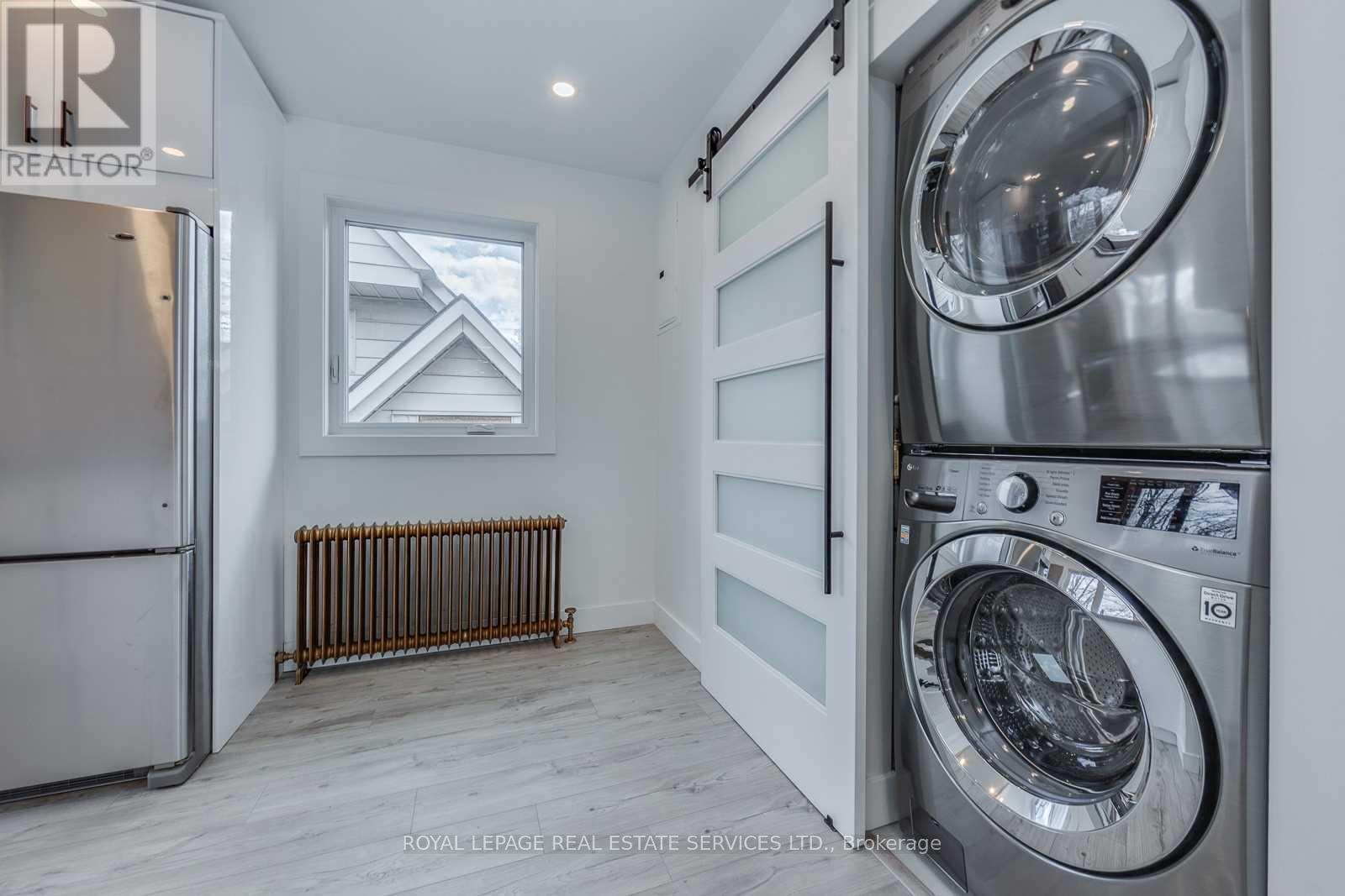 2nd Flr - 18 Long Branch Avenue, Toronto (Long Branch), Ontario  M8W 3H6 - Photo 17 - W12933046