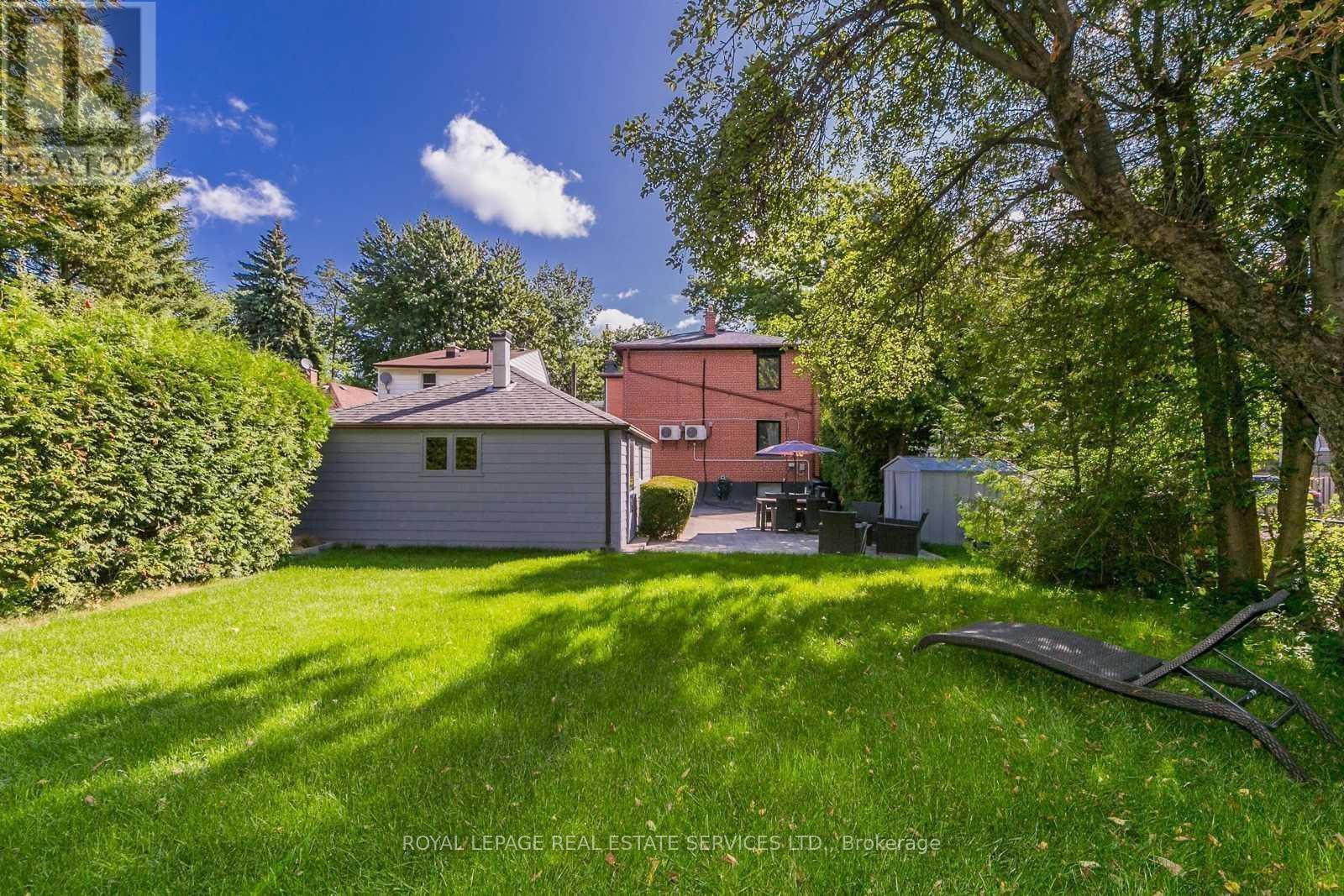 2nd Flr - 18 Long Branch Avenue, Toronto (Long Branch), Ontario  M8W 3H6 - Photo 2 - W12933046