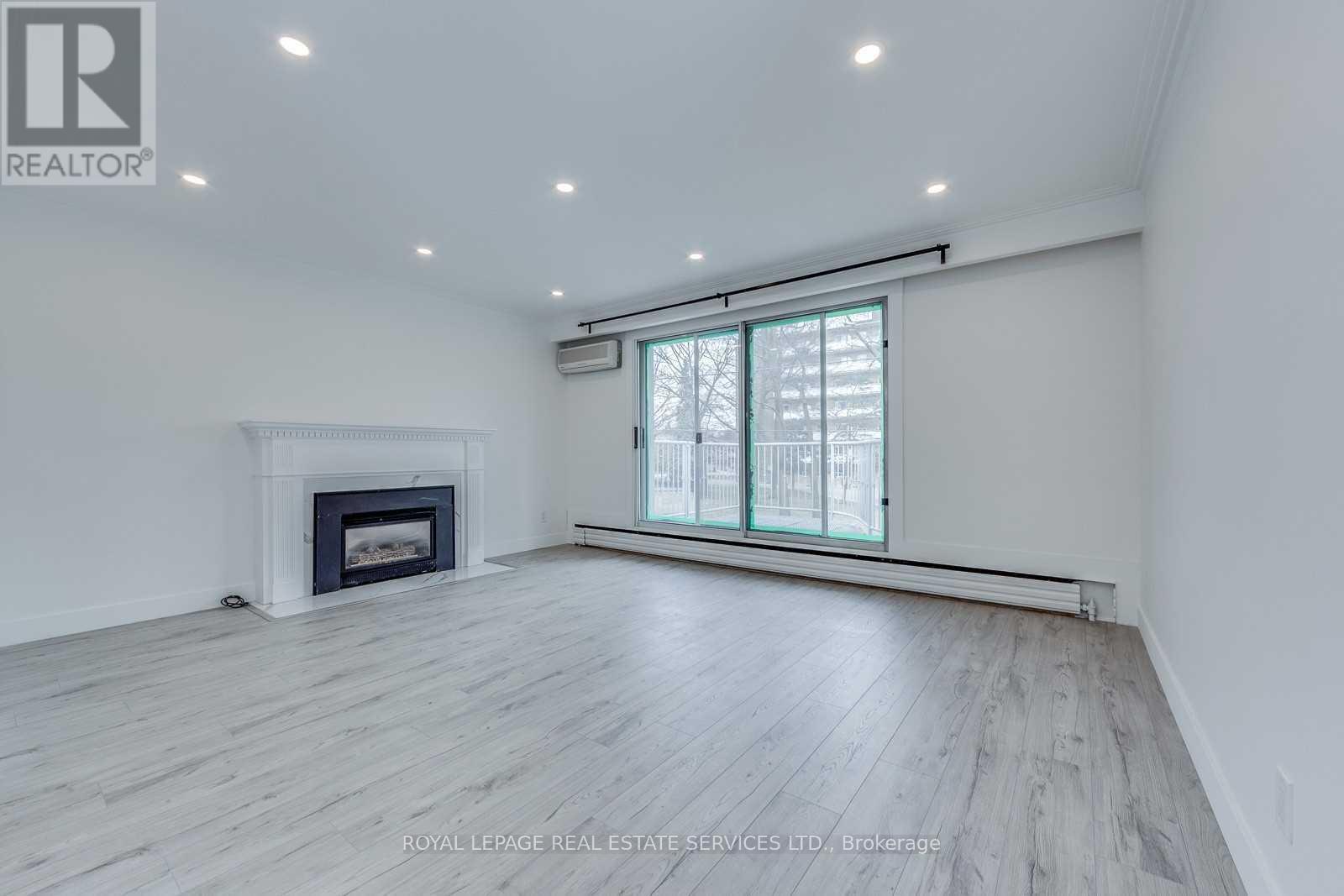 2nd Flr - 18 Long Branch Avenue, Toronto (Long Branch), Ontario  M8W 3H6 - Photo 5 - W12933046