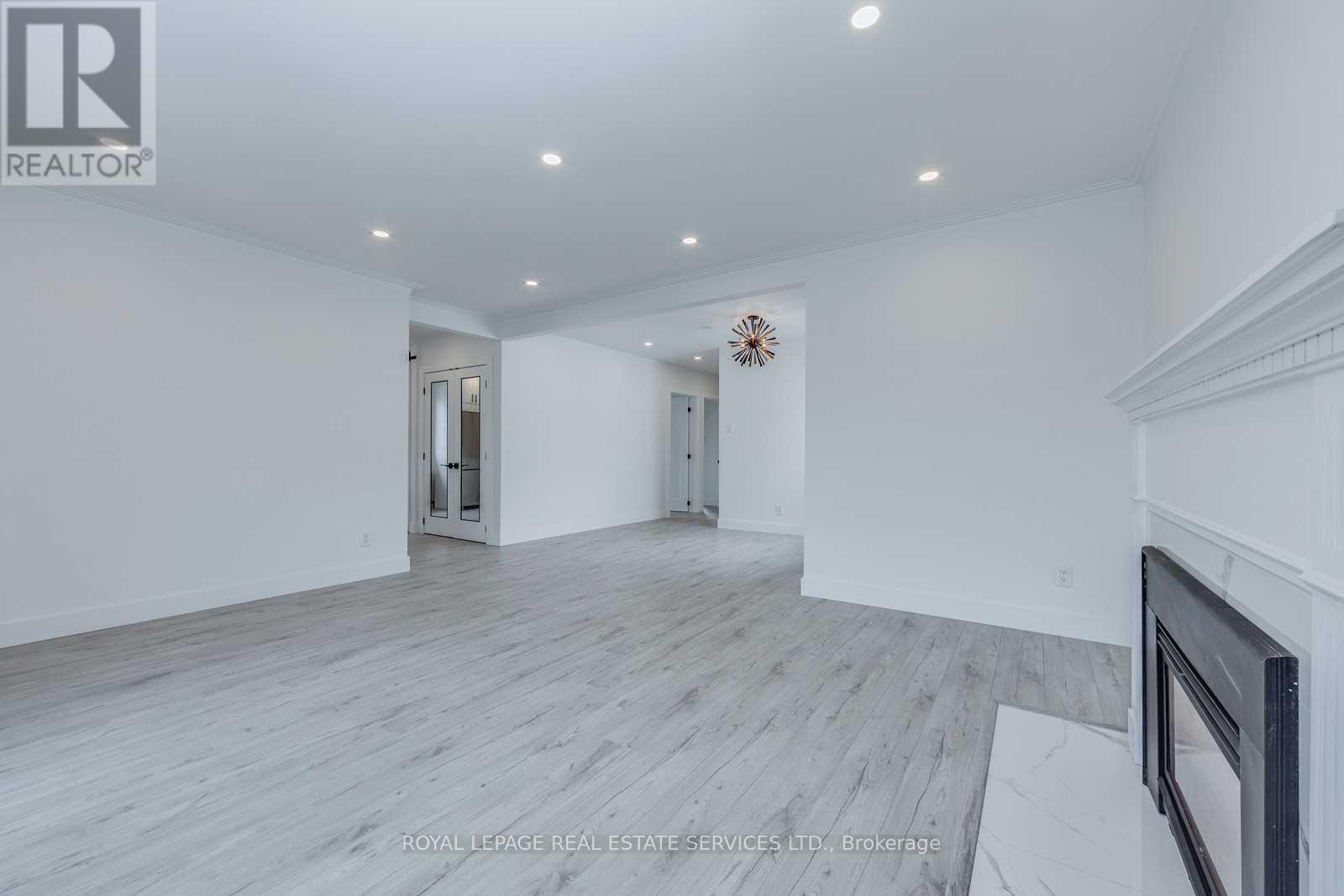 2nd Flr - 18 Long Branch Avenue, Toronto (Long Branch), Ontario  M8W 3H6 - Photo 7 - W12933046