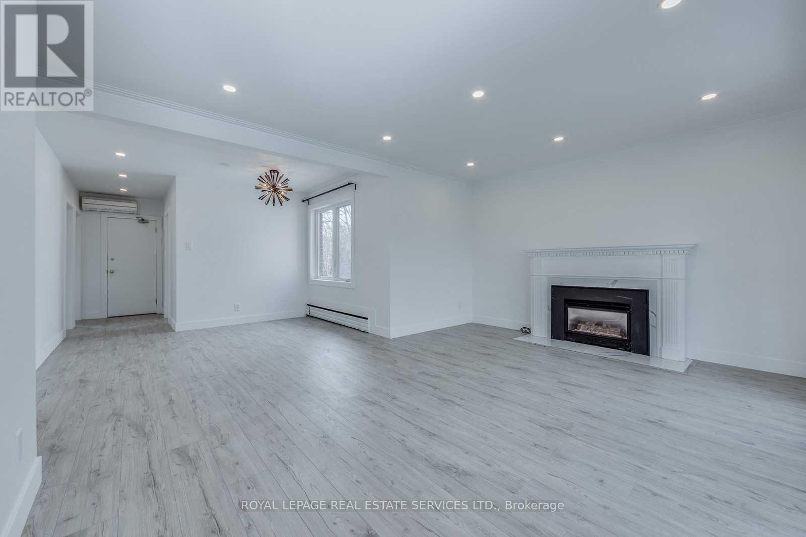 2nd Flr - 18 Long Branch Avenue, Toronto (Long Branch), Ontario  M8W 3H6 - Photo 8 - W12933046