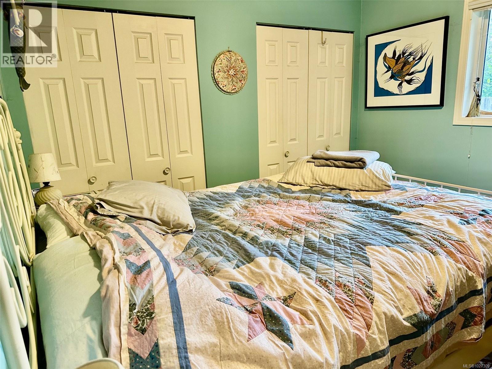 3275 South Rd, Gabriola Island, British Columbia  V0R 1X7 - Photo 6 - 1027309