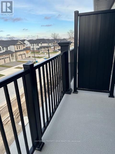 55 Lomond Lane, Kitchener, Ontario  N2R 1R7 - Photo 14 - X12933050