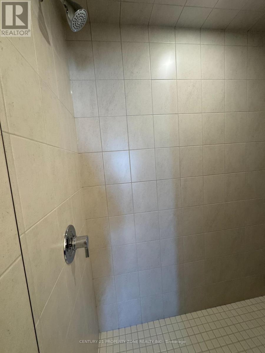 55 Lomond Lane, Kitchener, Ontario  N2R 1R7 - Photo 26 - X12933050