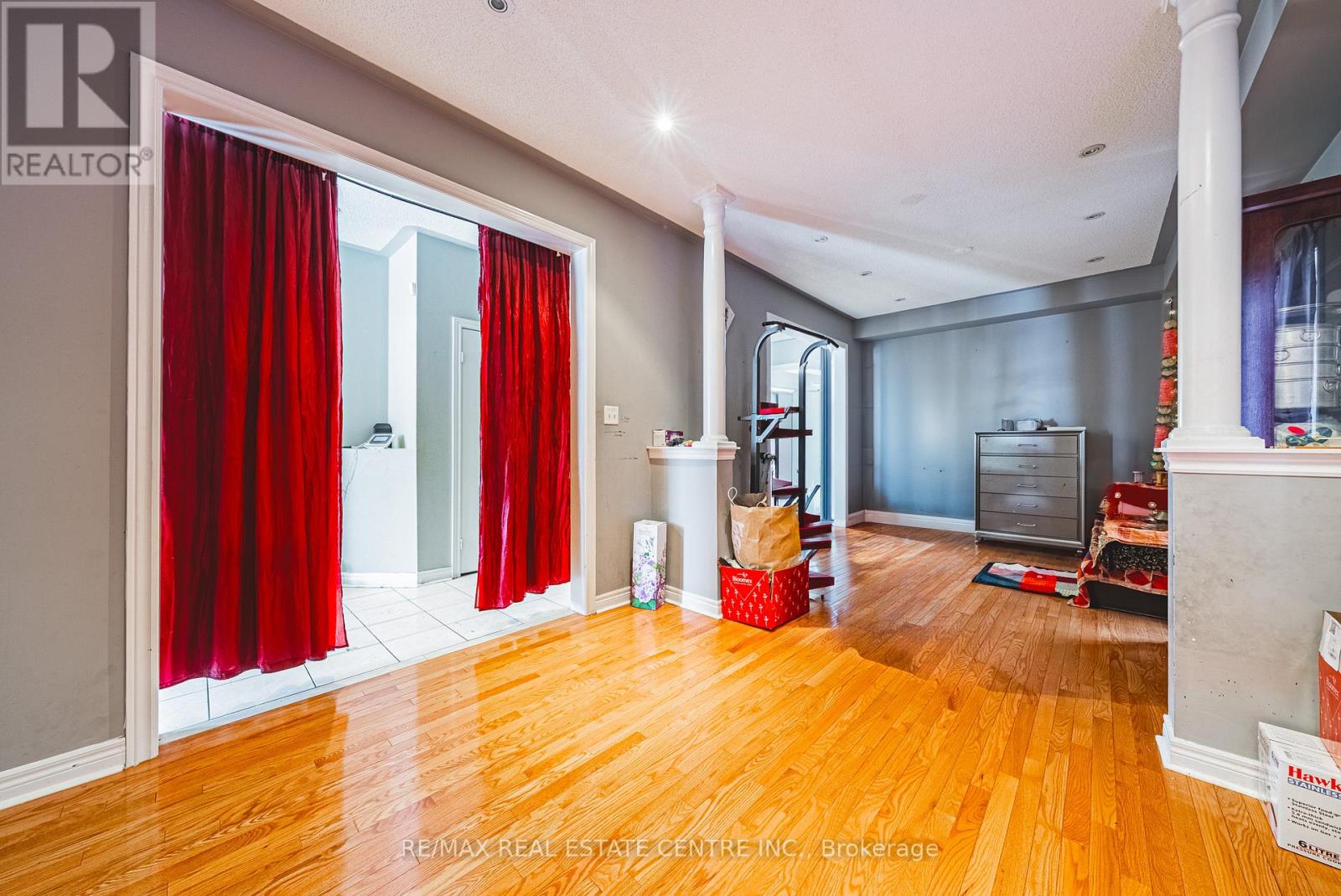 66 Citadel Crescent, Brampton, Ontario  L6P 1X8 - Photo 6 - W12762046