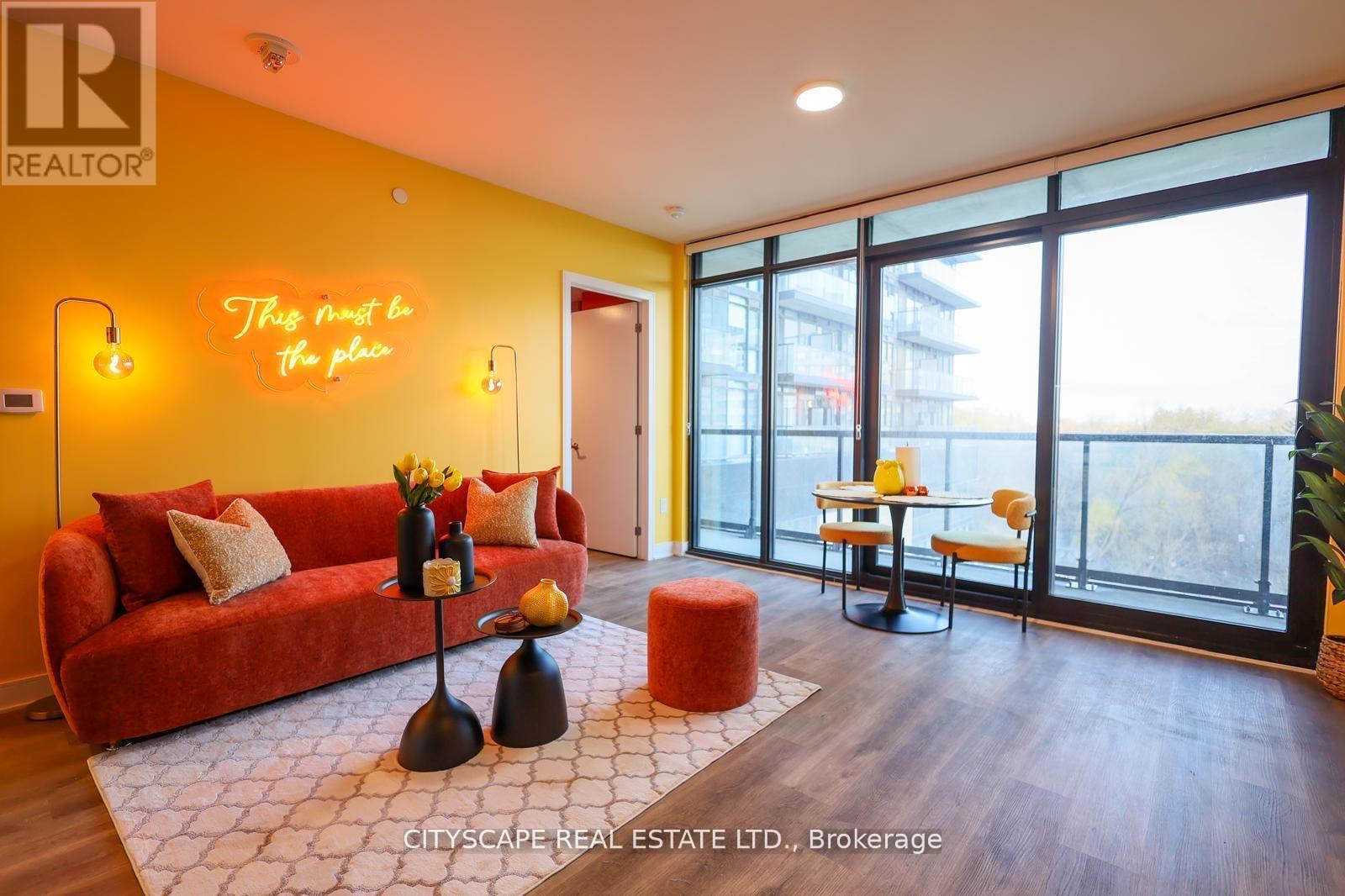 302 - 86 Dundas Street E, Mississauga (Cooksville), Ontario  L5A 0B1 - Photo 10 - W12933036