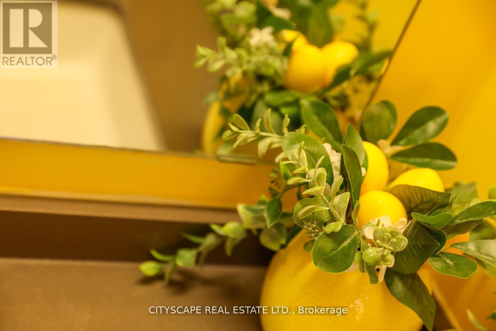 302 - 86 Dundas Street E, Mississauga (Cooksville), Ontario  L5A 0B1 - Photo 30 - W12933036