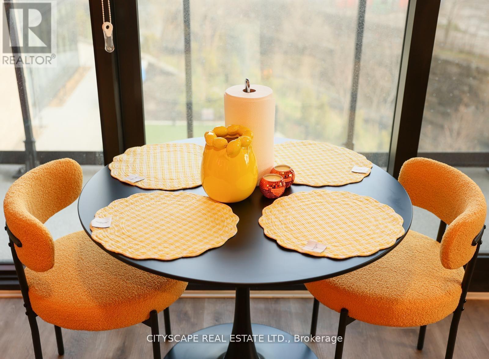 302 - 86 Dundas Street E, Mississauga (Cooksville), Ontario  L5A 0B1 - Photo 34 - W12933036