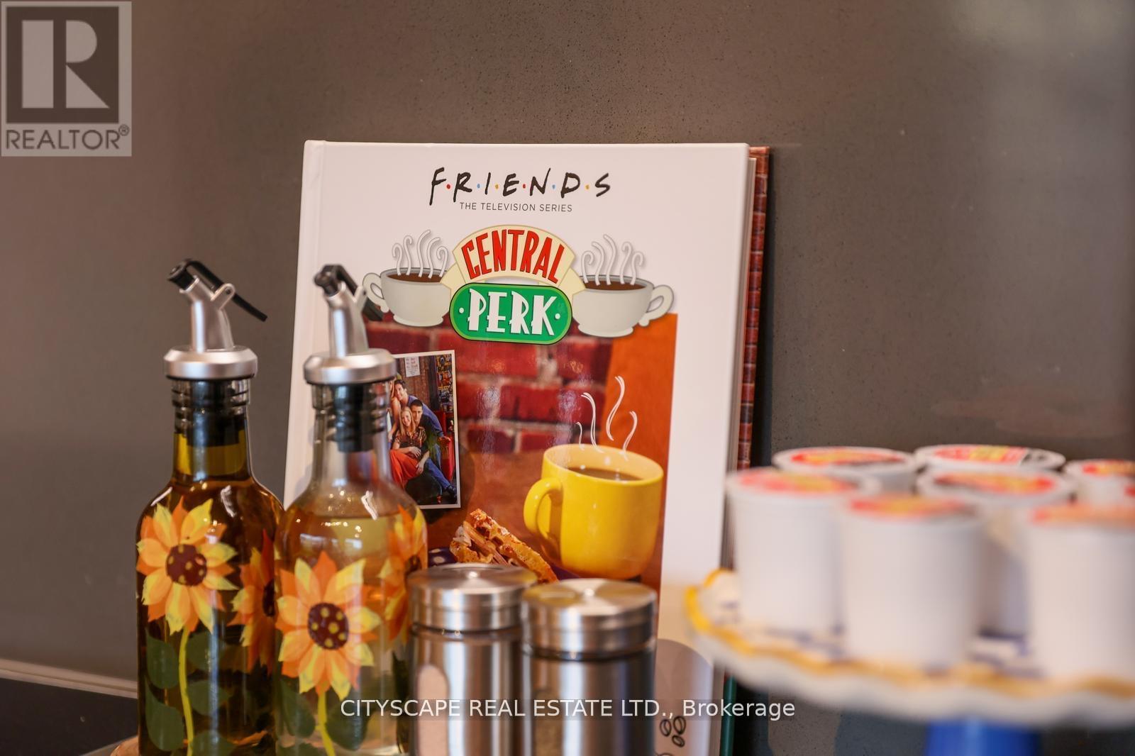 302 - 86 Dundas Street E, Mississauga (Cooksville), Ontario  L5A 0B1 - Photo 22 - W12933036