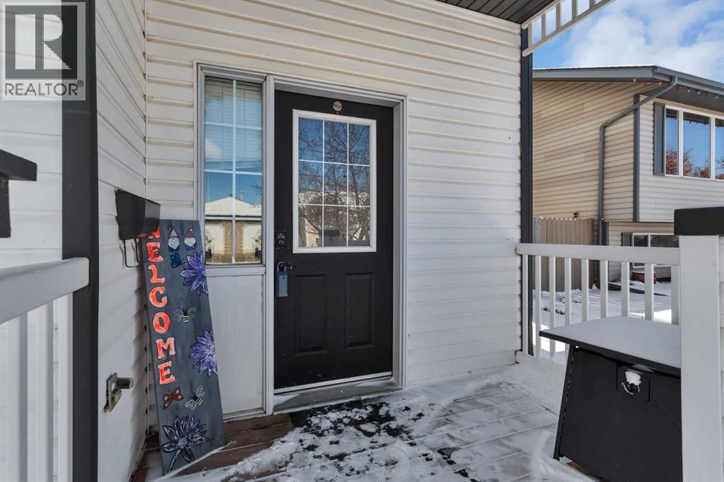 9 Westglen Boulevard, Blackfalds, Alberta  T0M 0J0 - Photo 5 - A2296263