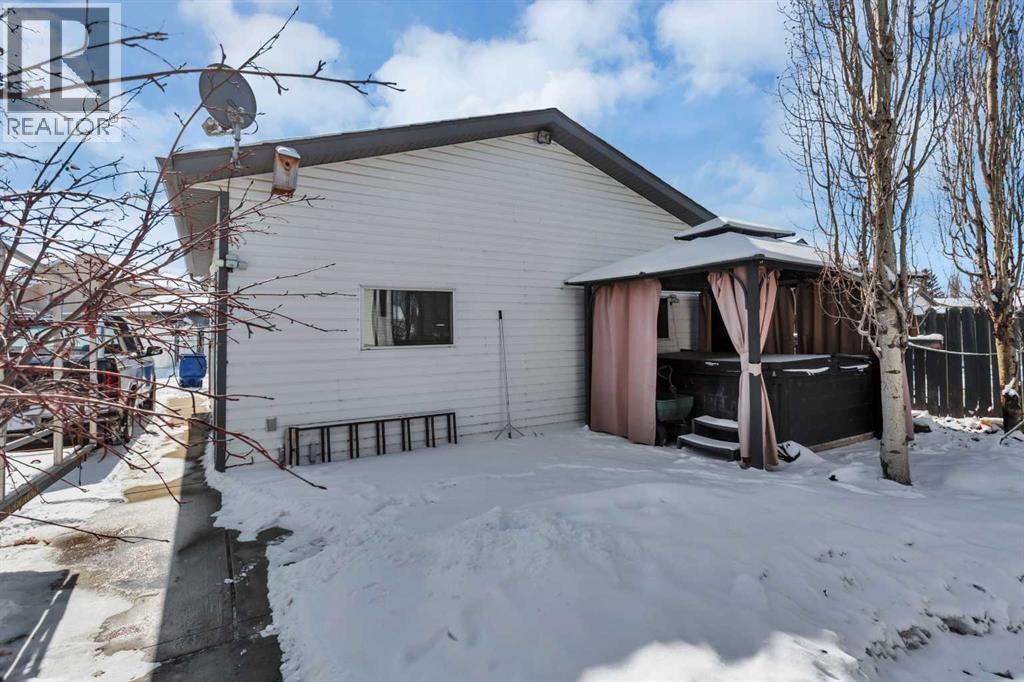 9 Westglen Boulevard, Blackfalds, Alberta  T0M 0J0 - Photo 43 - A2296263