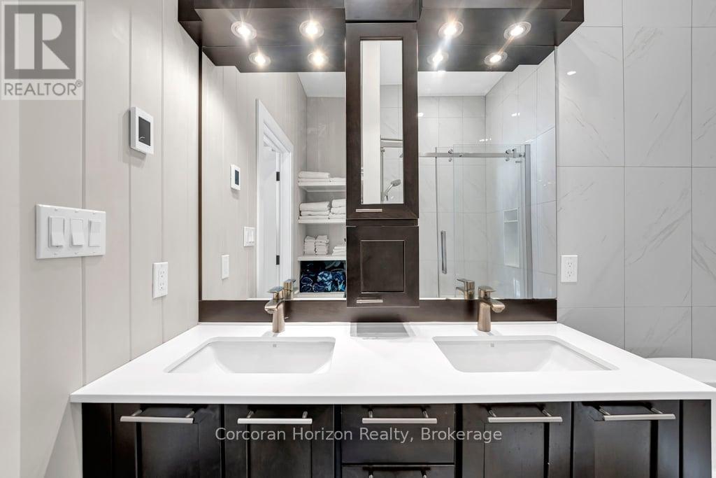 1050 Fair-Lee Park Road, Muskoka Lakes, Ontario P0B 1G0 - Photo 25 - X12932640